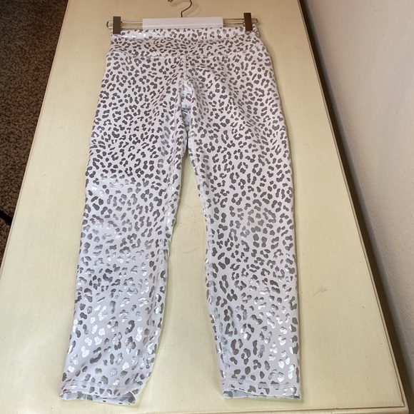 Fabletics PowerHold® High-Waisted Legging Size XSmall / Small - Picture 13 of 13